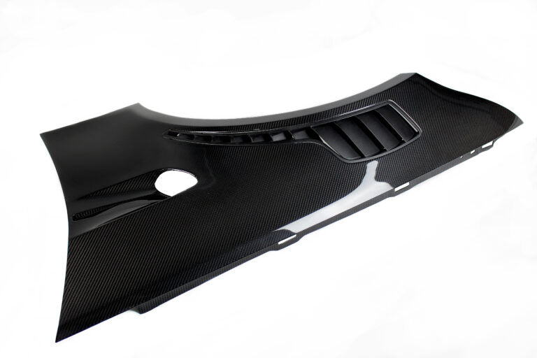 KARBONIUS E92 VENTED FENDER