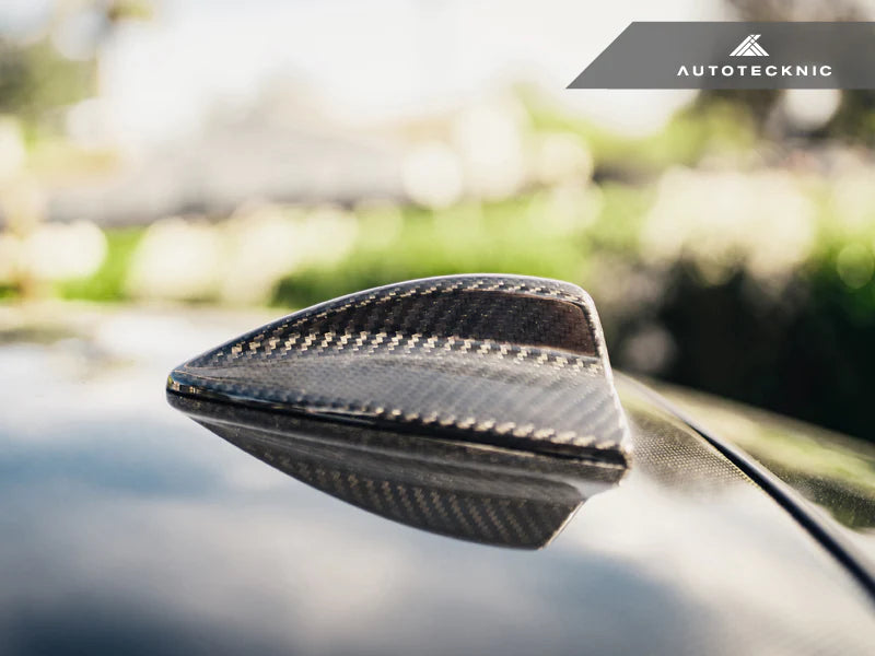 AUTOTECKNIC DRY CARBON ROOF ANTENNA COVER - E82 1-SERIES | E90 3-SERIES SEDAN | E92 3-SERIES COUPE INCLUDING M3